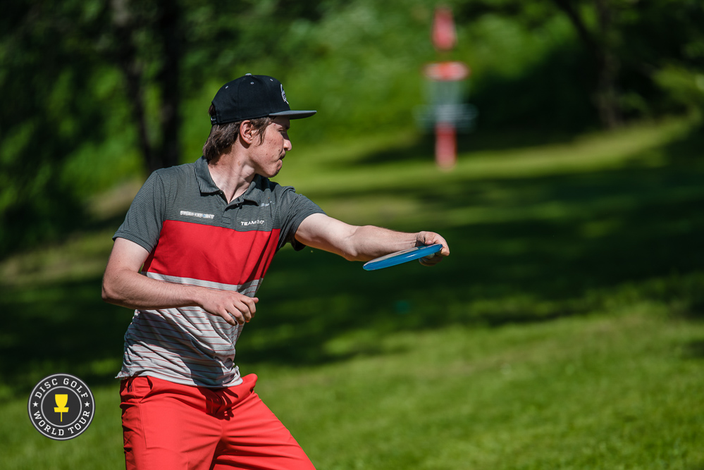 Kauden tasaisin suomalaissuorittaja Teemu Nissinen on viidentenä. Kuva: Disc Golf World Tour / Eino Ansio